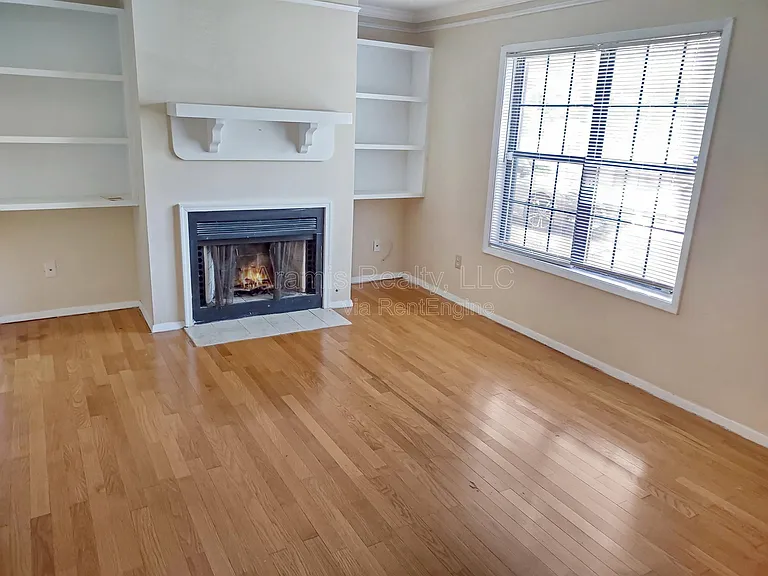 3032 Destin Cir — Photo 9