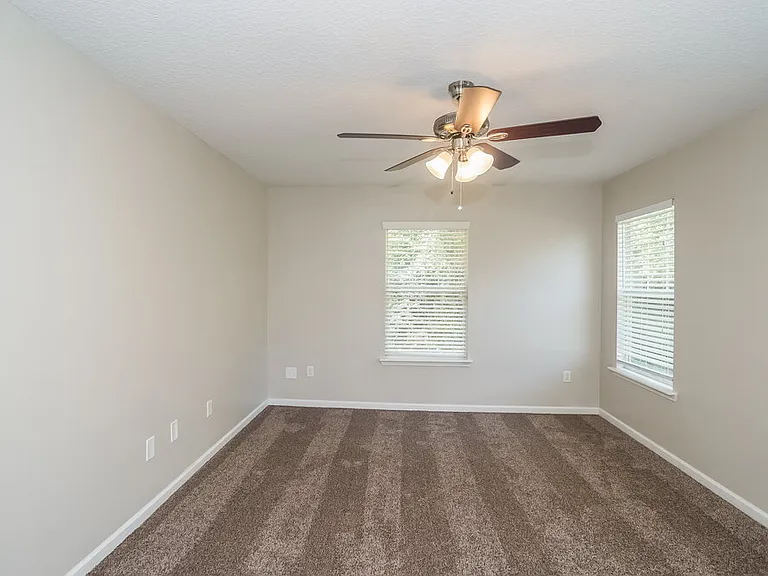 14081 Bradley Cove Rd — Photo 11