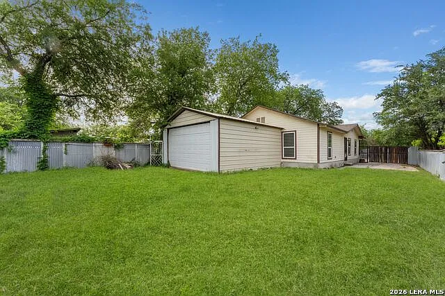 2114 Fitch St — Photo 15