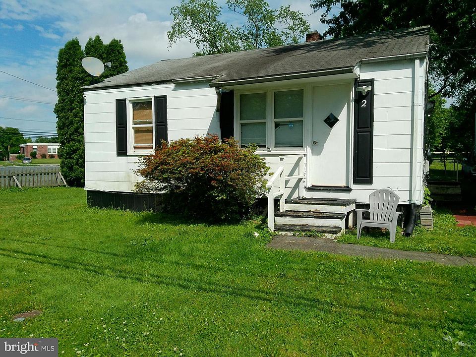 1st image of 2 Aberdeen Ave