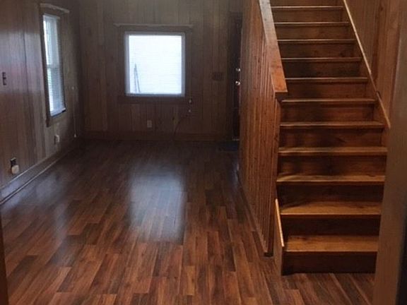 5th image of 1012 Camden Ave