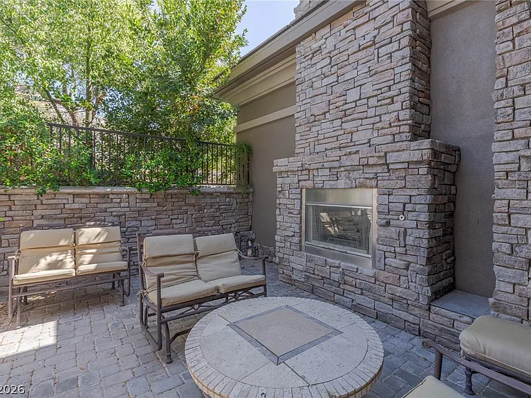1520 Macdonald Ranch Dr — Photo 37