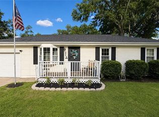 205 Hostetter St, Buckner, MO 64016