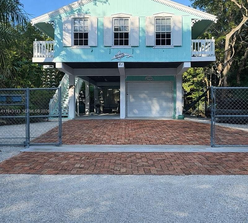 1st image of 61 Central Ave