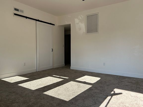 5th image of 620 10th St