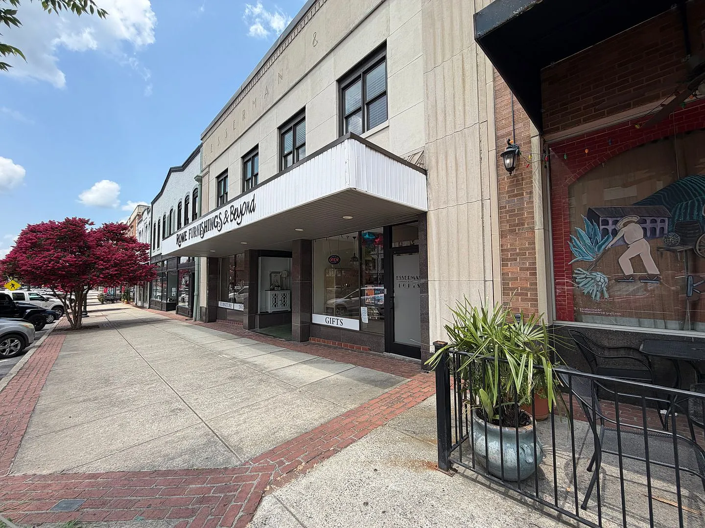425 Broad St — Photo 2