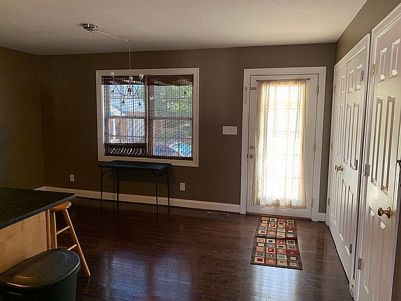 4th image of 113 Margate Dr