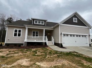 40 Dark Night Ln, Zebulon, NC 27597