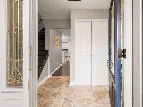 4th image of 62 Saint Stephens Ct