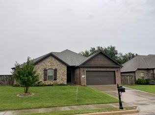 201 Verona Way, Centerton, AR 72719