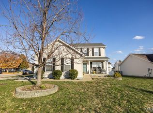 2400 Heather Hill Ct, Belleville, IL 62221