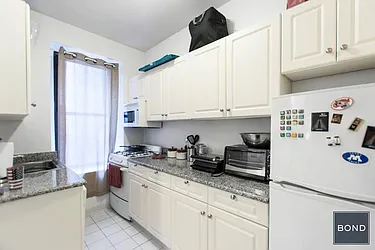 Rented by Bond New York