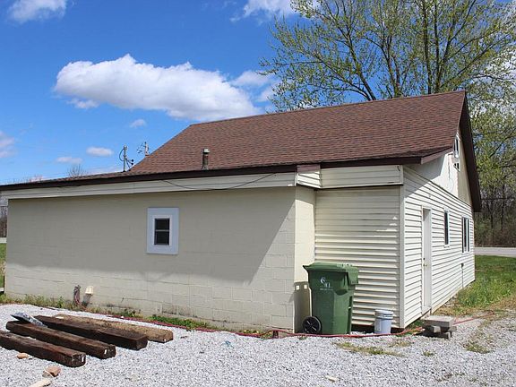 3rd image of 16159 N Us Highway 51