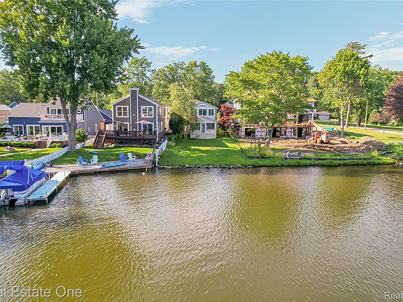 4th image of 9047 Gale Rd