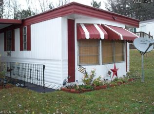 5721 Grand Blanc Dr, Canton, OH 44706