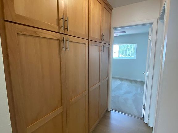 5th image of 4437 McClintock St APT 8