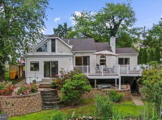 3936 Bayside Dr, Edgewater, MD 21037