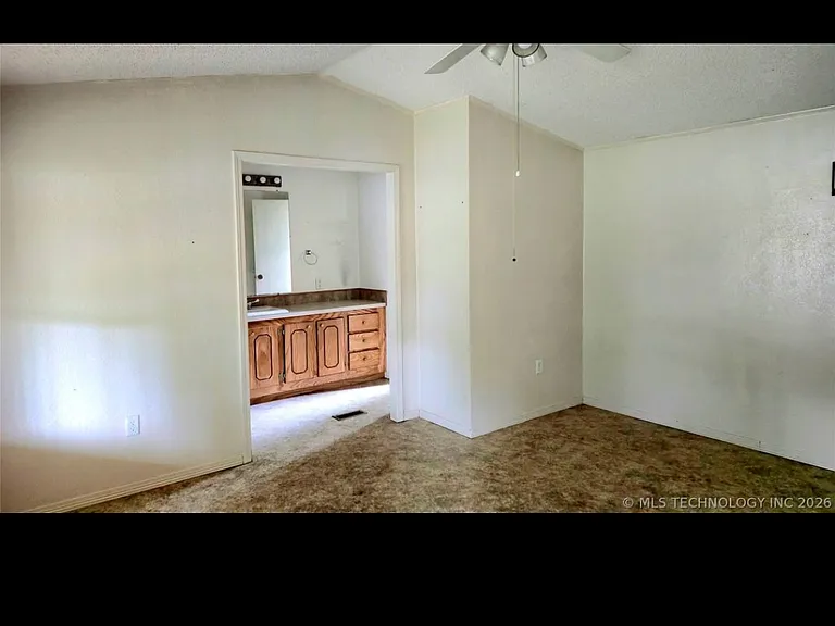 417554 E 1140th Rd — Photo 13