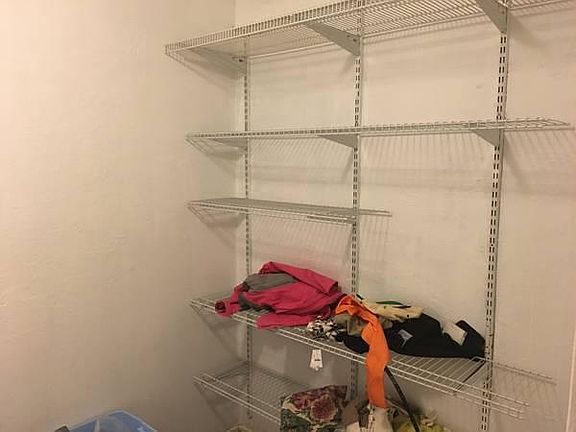 3rd image of 320 Auburn Way APT 28