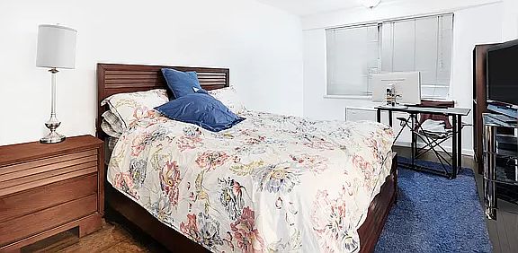 3rd image of 211 E 53rd St APT 2C