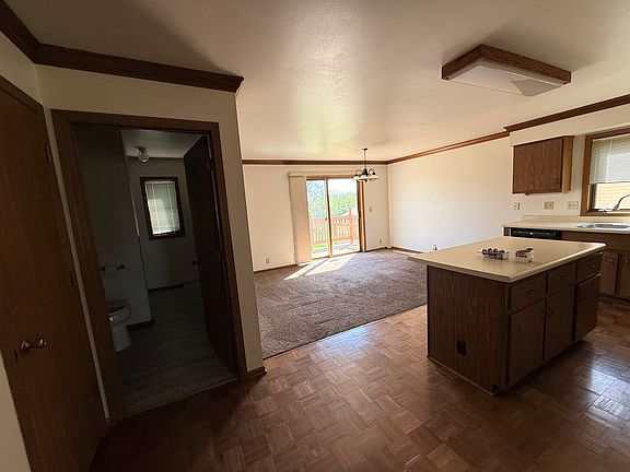 5th image of 1260 Sunnyridge Rd