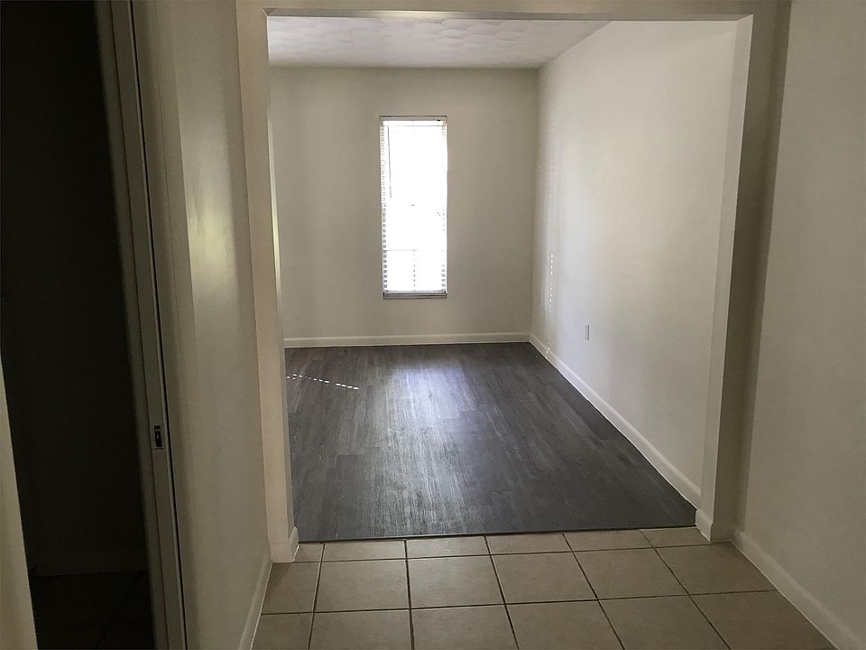 1st image of 1751 NE 2nd St APT 3