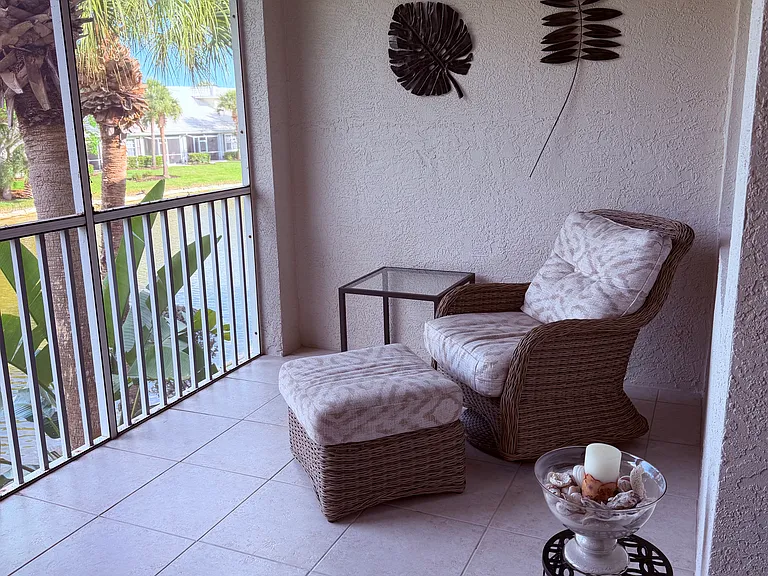 4610 Hawks Nest Dr #202 — Photo 5