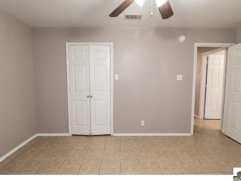 304 Jeff Gordon Dr #A — Photo 12