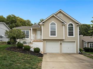 6409 N Mokane Ct, Kansas City, MO 64151