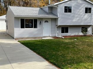 5375 Lear Nagle Rd, North Ridgeville, OH 44039