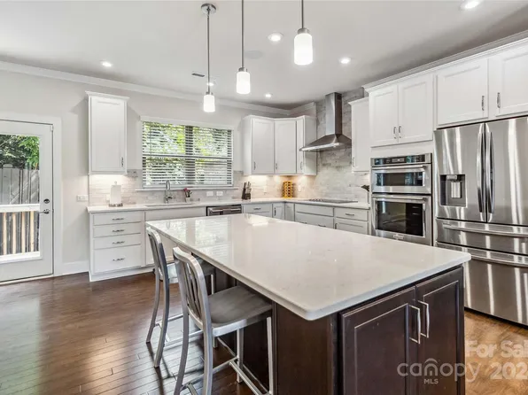 17015 Soho Dr, Charlotte, NC 28204