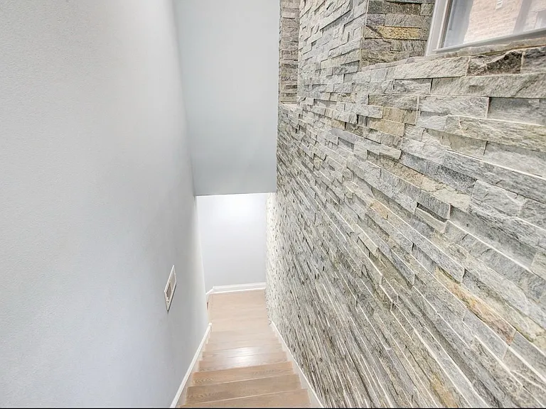 2057 W Fargo Ave #1 — Photo 12