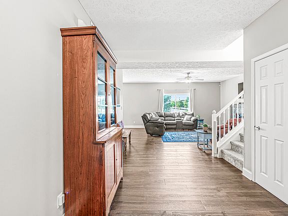 3rd image of 17158 Tilbury Way