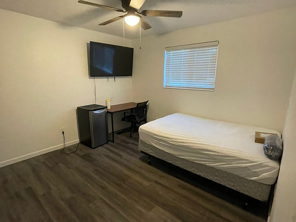 2nd image of 6440 Delmonico Dr Unit D