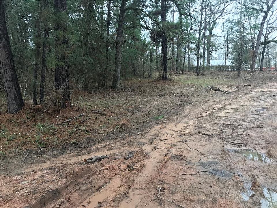 1st image of 25590 Deepwood Dr