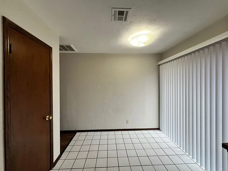 752 W Forest Dr — Photo 6