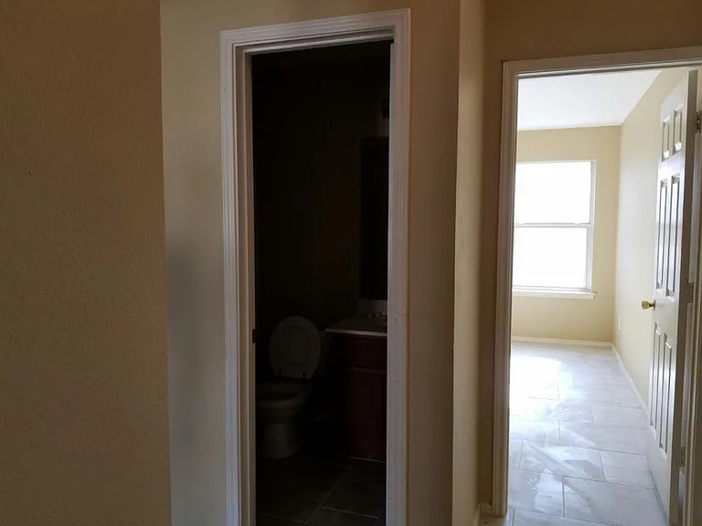 1322 Hayes St — Photo 11