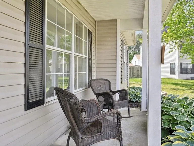 1246 Woods Way — Photo 22