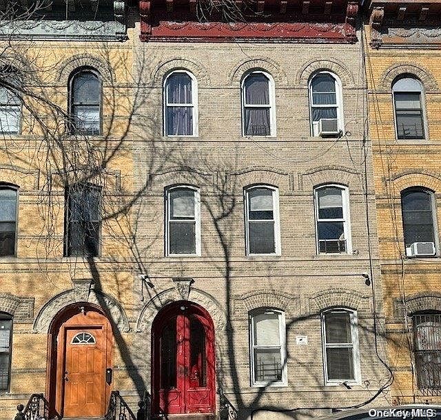 1st image of 1417 Jefferson Avenue