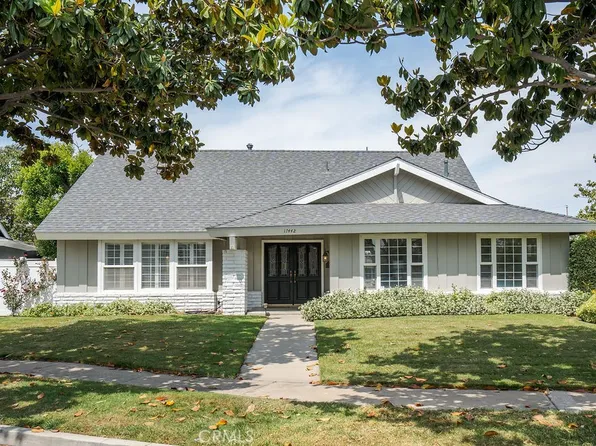 17442 Parker Dr, Tustin, CA 92780