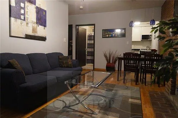 Rented by City Stop Realty | media 10