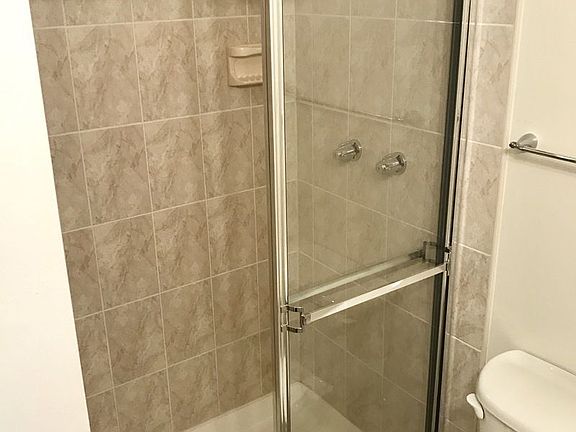 5th image of 20902 23rd Ave APT 1