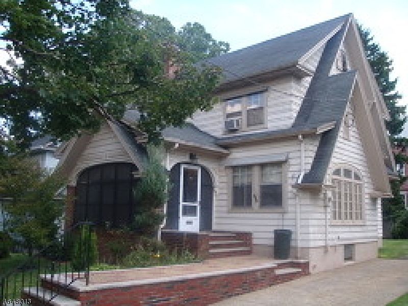 2nd image of 308 Parker Rd