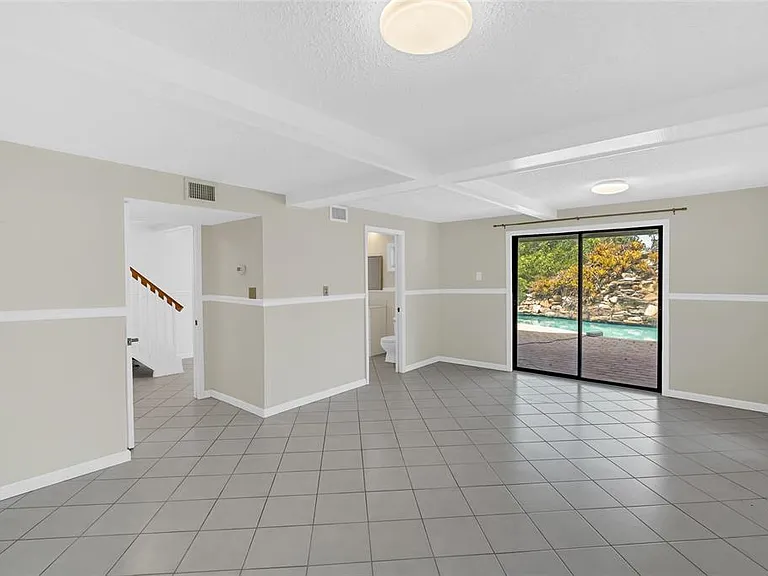 4051 Shell Rd — Photo 43
