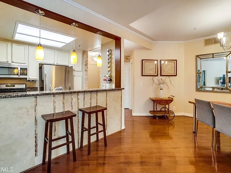 501 E Del Mar Blvd #202 — Photo 16