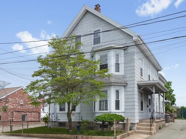 102-104 Harvard St, Waltham, MA 02453