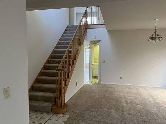 5th image of 410 Camberly Way
