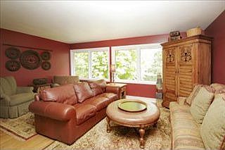 3rd image of 7727 N Gleneagle Dr