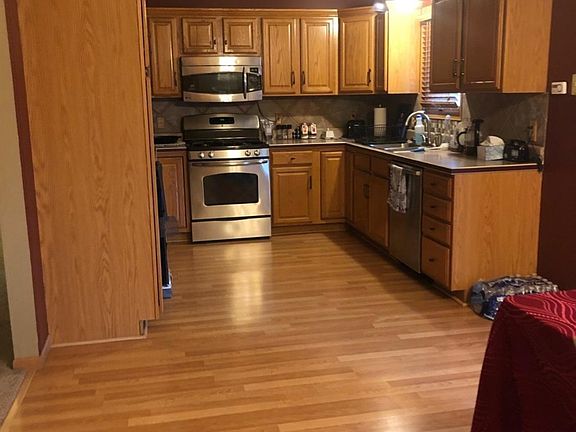 3rd image of 1760 Andover Dr
