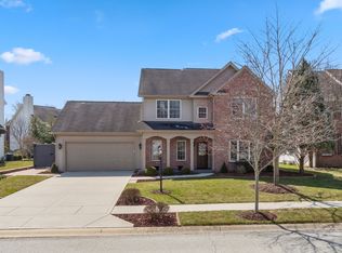 11897 Weathered Edge Dr, Fishers, IN 46037